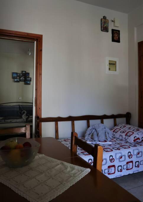 Sophie'S Traditional Hospitality Appartment โมเน็มวาซี ภายนอก รูปภาพ