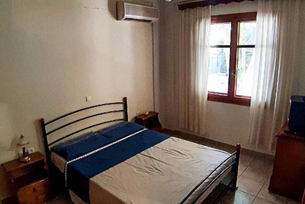 Sophie'S Traditional Hospitality Appartment โมเน็มวาซี ภายนอก รูปภาพ